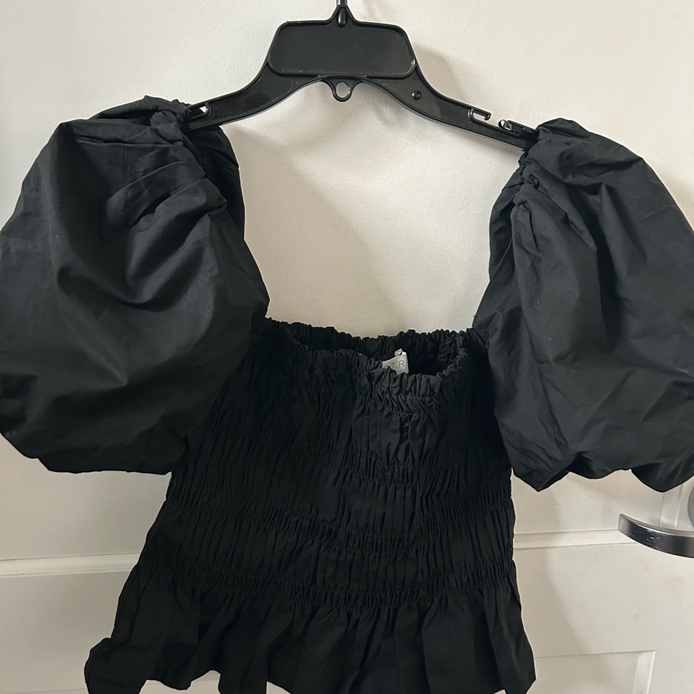 Astr Black Puff Sleeve Blouse